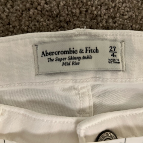 Abercrombie & Fitch mid- rise super skinny 4/27 - Picture 11 of 11
